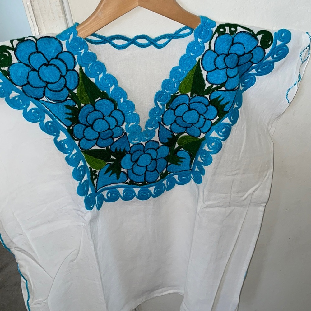 Ropa Artesanía Oaxaqueña/ Oaxacan Traditional Top